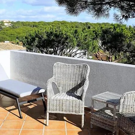 Villa Vale Do Garrao Sleeps 8 With Pool Air Con And Wifi *