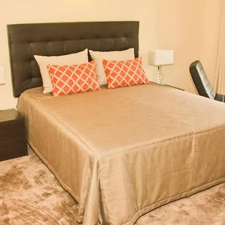 Vale Do Garrao Sleeps 8 With Pool Air Con And Wifi Quinta do Lago